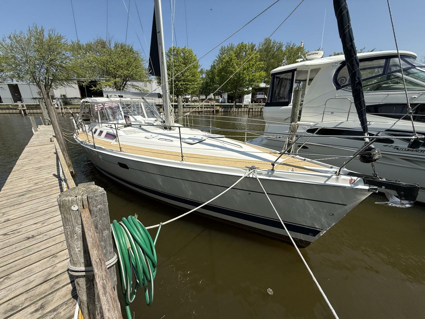 Slide: The Image of Hunter 46LE 2005 - 5366470