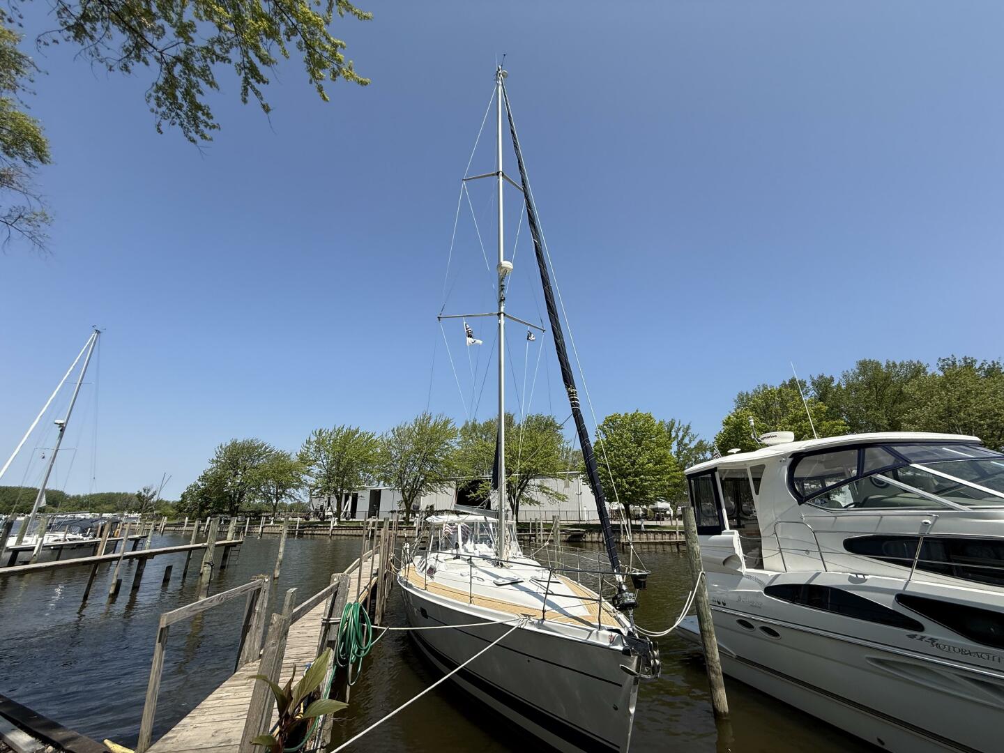 Slide: The Image of Hunter 46LE 2005 - 5366472