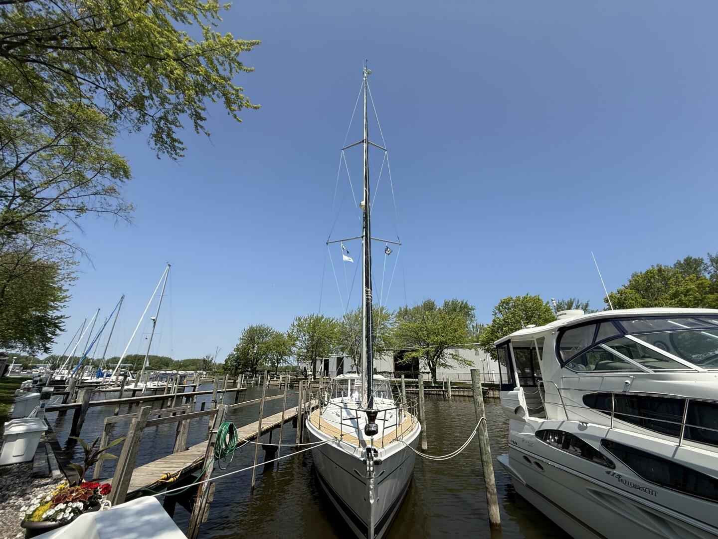 Slide: The Image of Hunter 46LE 2005 - 5366473