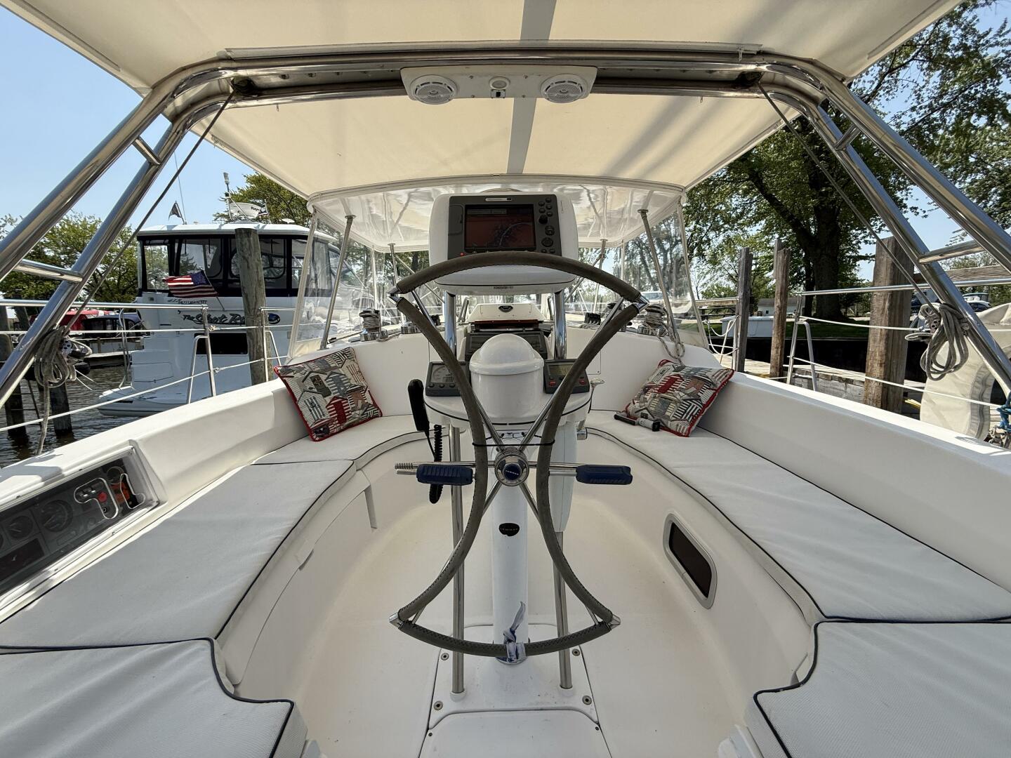 Slide: The Image of Hunter 46LE 2005 - 5366474