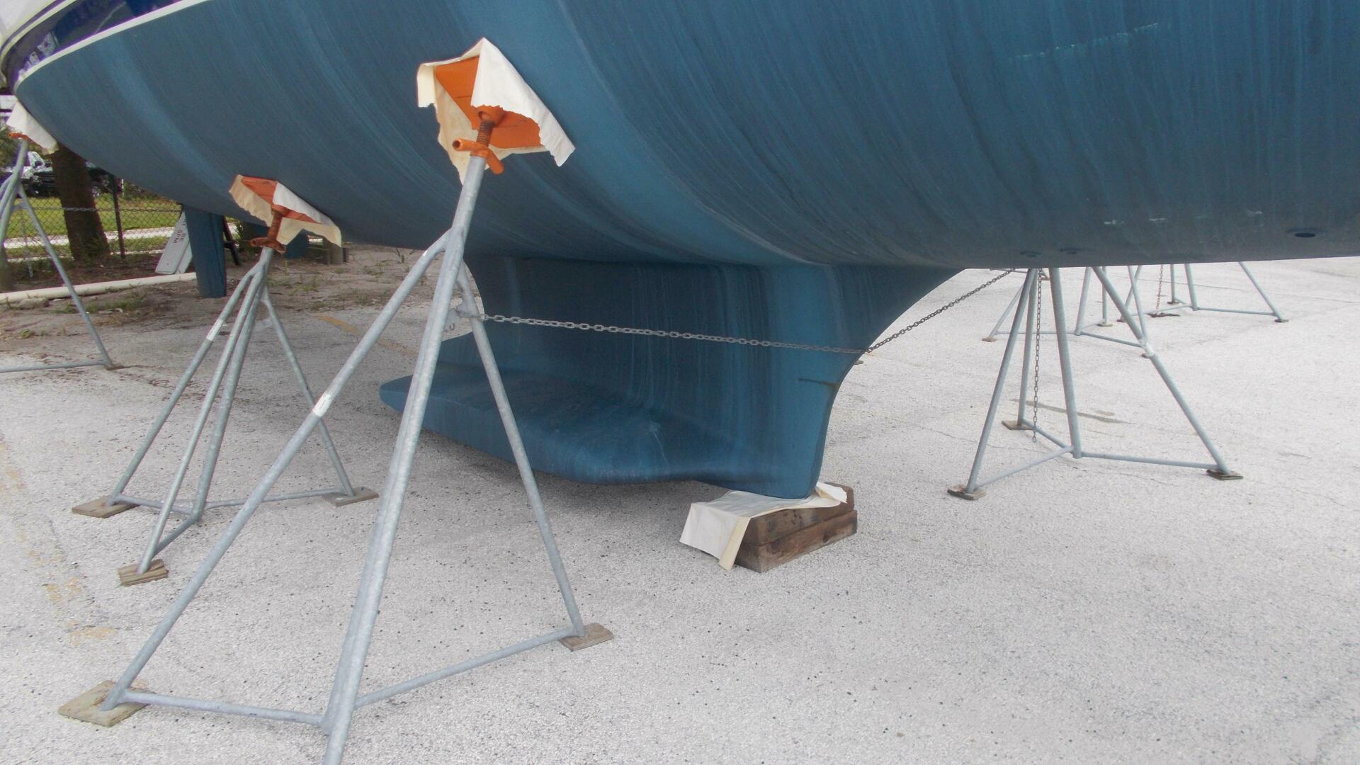 Slide: The Image of Hunter 49 2009 - 38