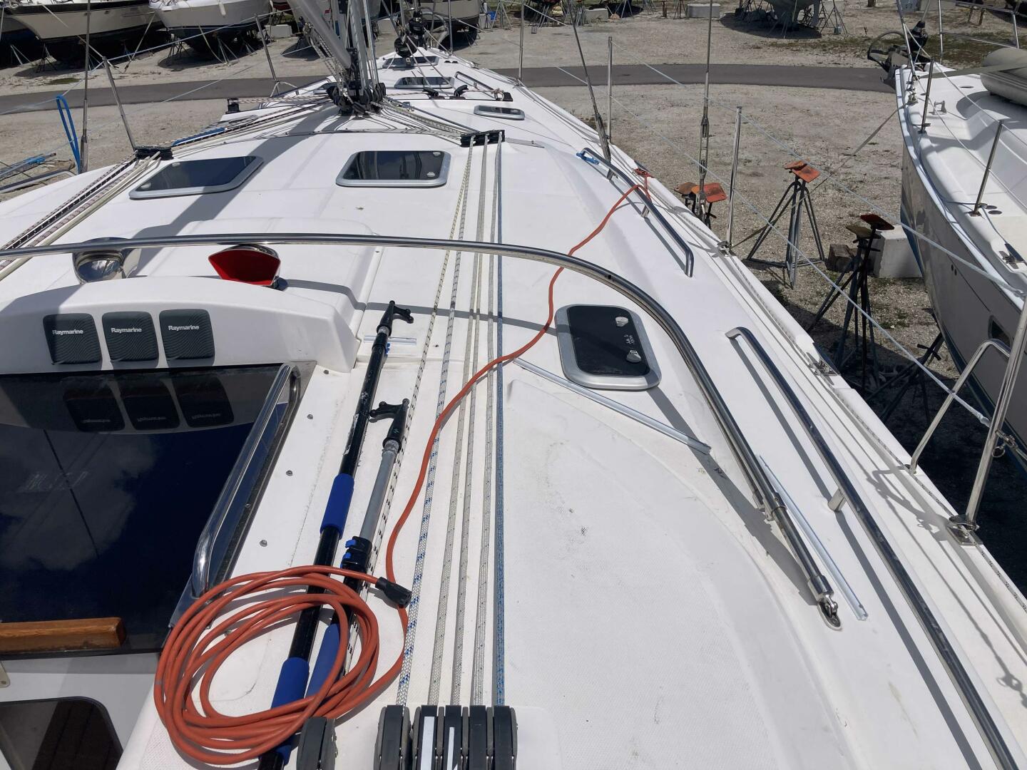 Slide: The Image of Hunter 49 Aft cockpit 2009 - 5183093