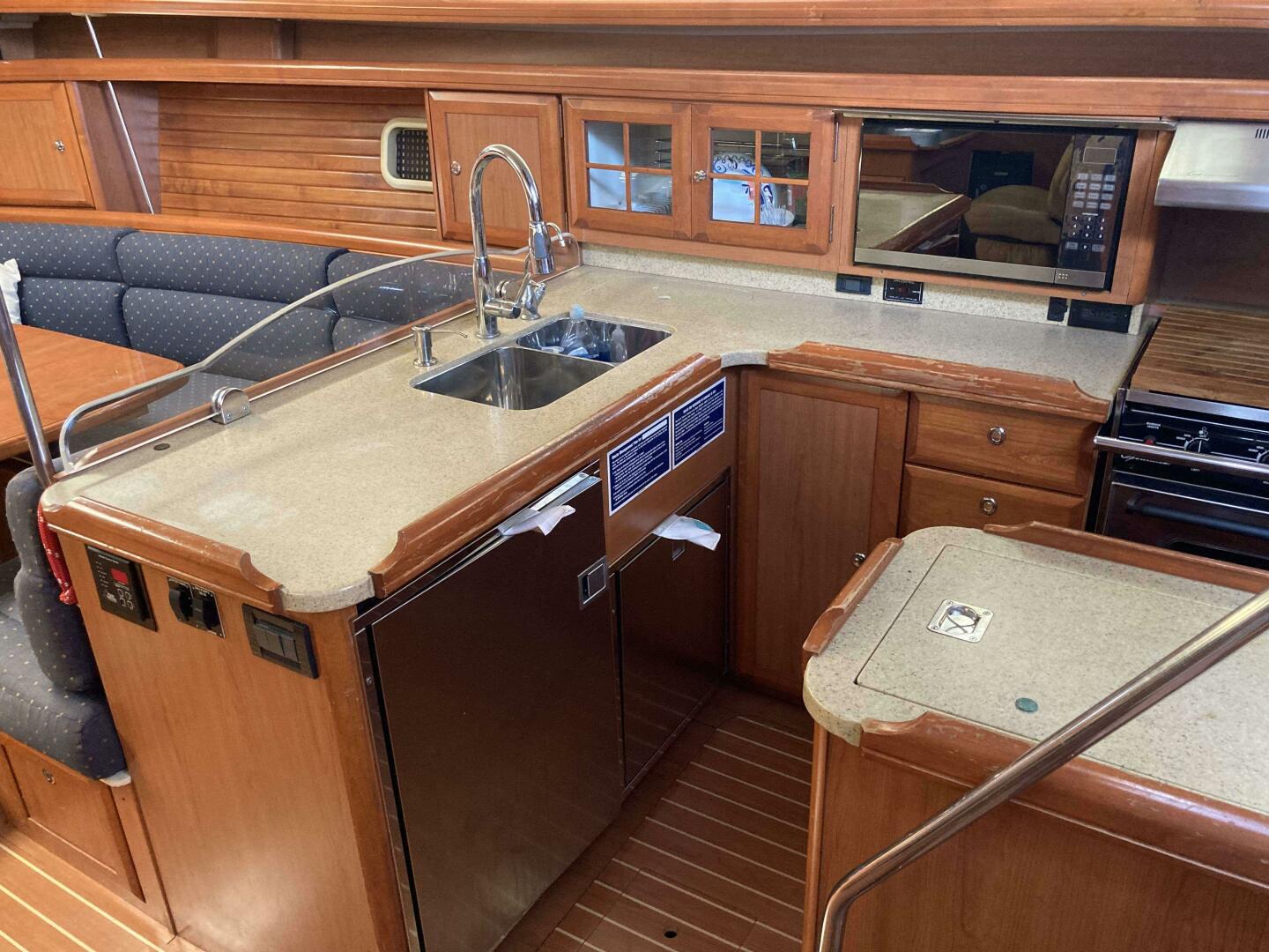 Slide: The Image of Hunter 49 Aft cockpit 2009 - 5183074