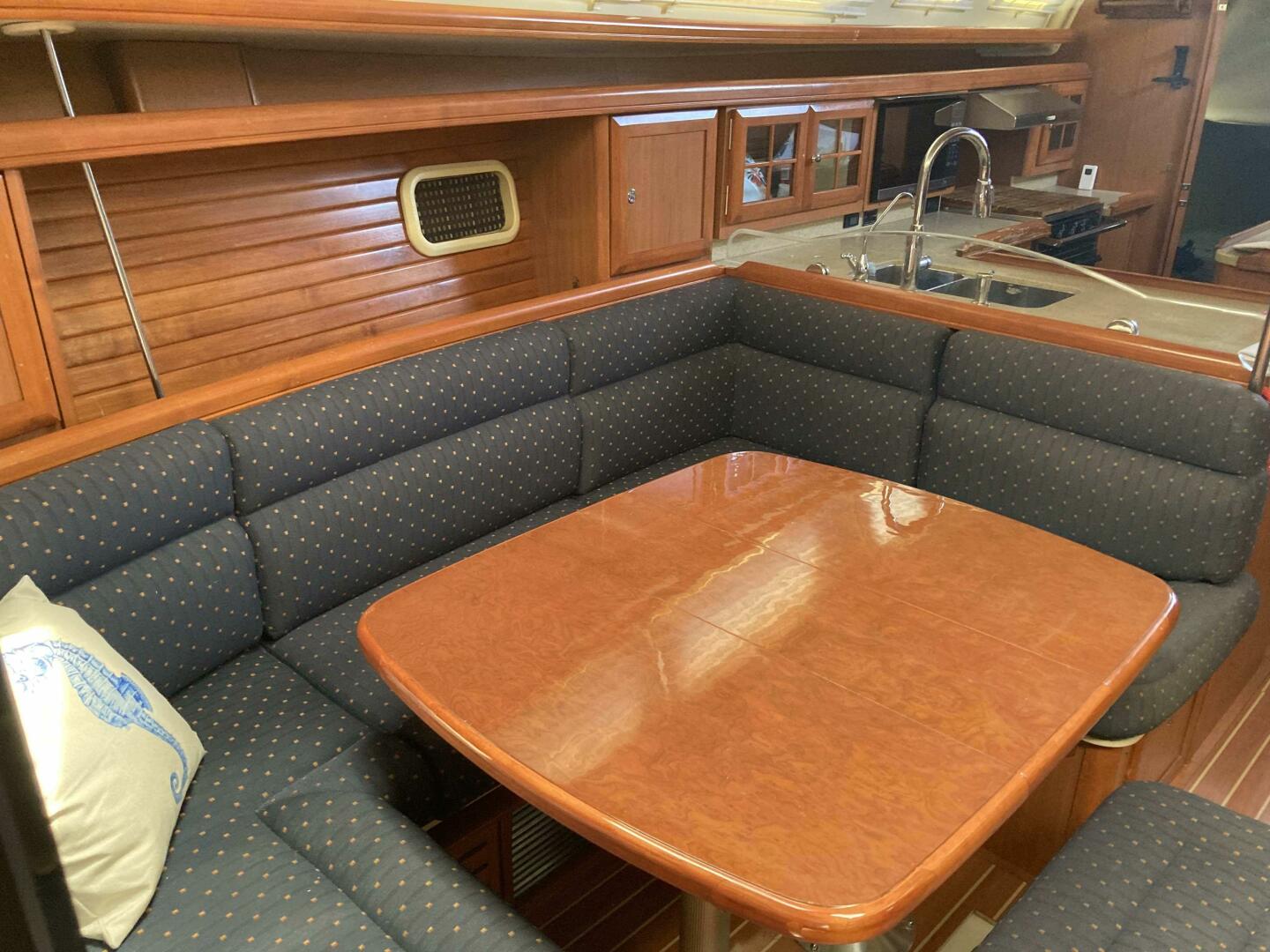 Slide: The Image of Hunter 49 Aft cockpit 2009 - 5183077