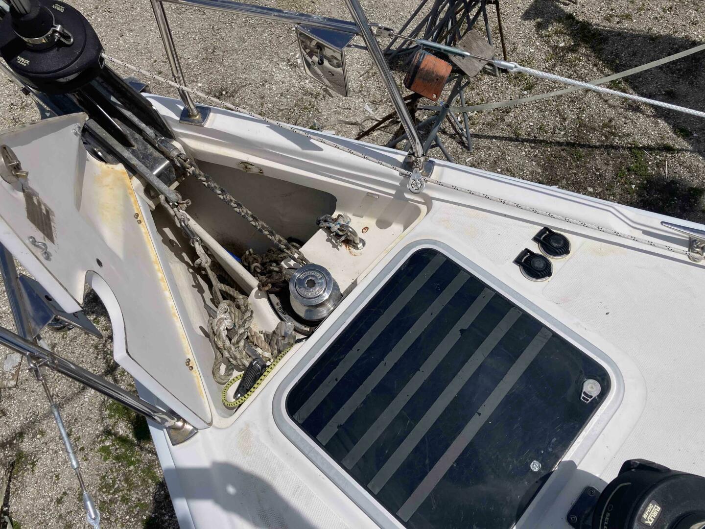 Slide: The Image of Hunter 49 Aft cockpit 2009 - 5183096