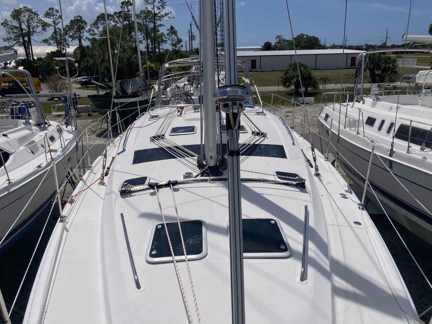 Slide: The Image of Hunter 49 Aft cockpit 2009 - 5183097