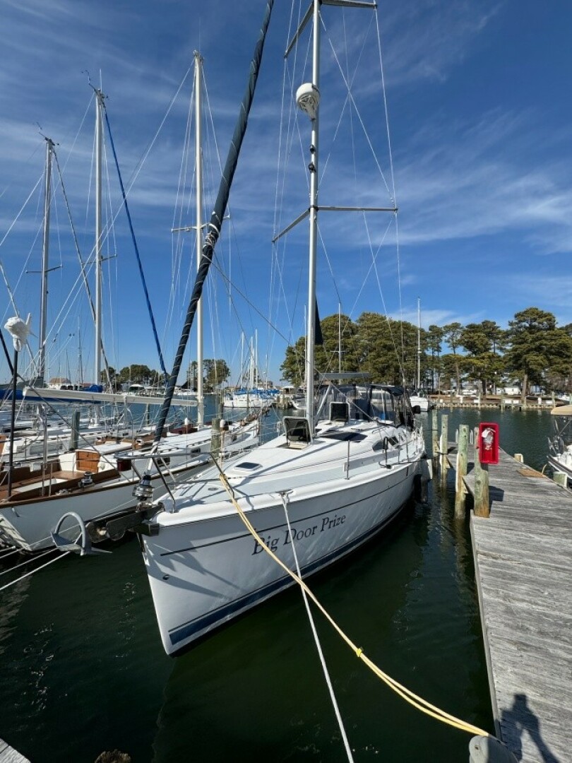 Slide: The Image of Used Sail Monohull for sale 2005 Hunter 41 AC - BIG DOOR PRIZE - 5086174