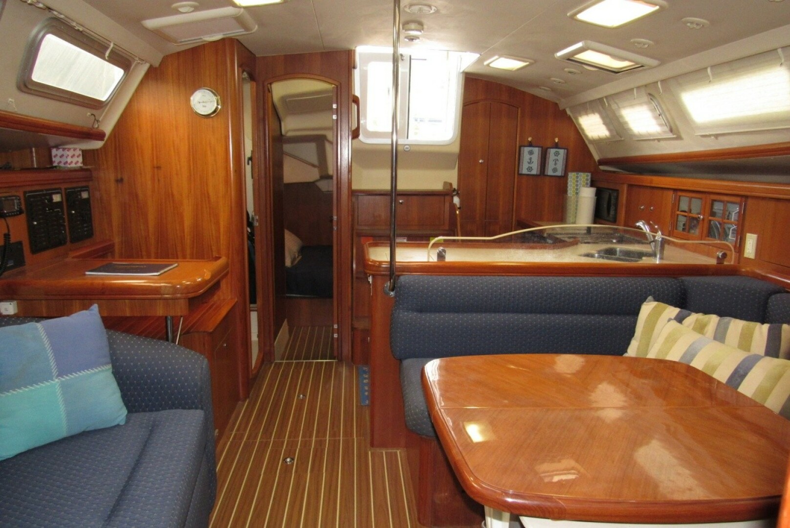 Slide: The Image of Used Sail Monohull for sale 2005 Hunter 41 AC - BIG DOOR PRIZE - 5086143
