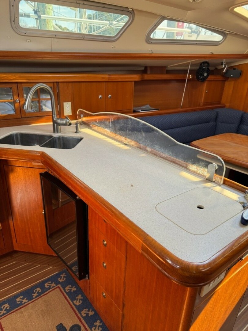 Slide: The Image of Used Sail Monohull for sale 2005 Hunter 41 AC - BIG DOOR PRIZE - 5086166