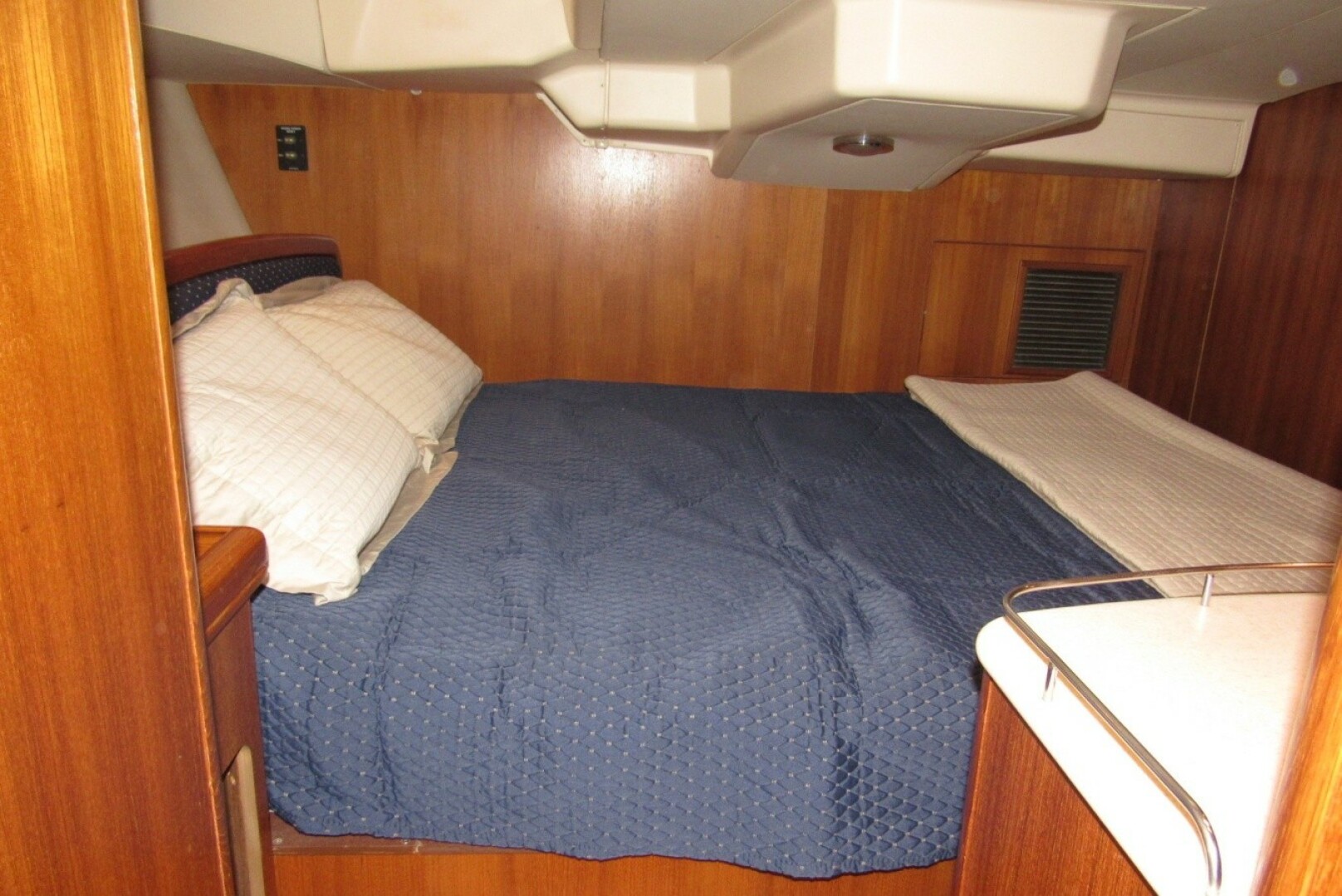 Slide: The Image of Used Sail Monohull for sale 2005 Hunter 41 AC - BIG DOOR PRIZE - 5086139