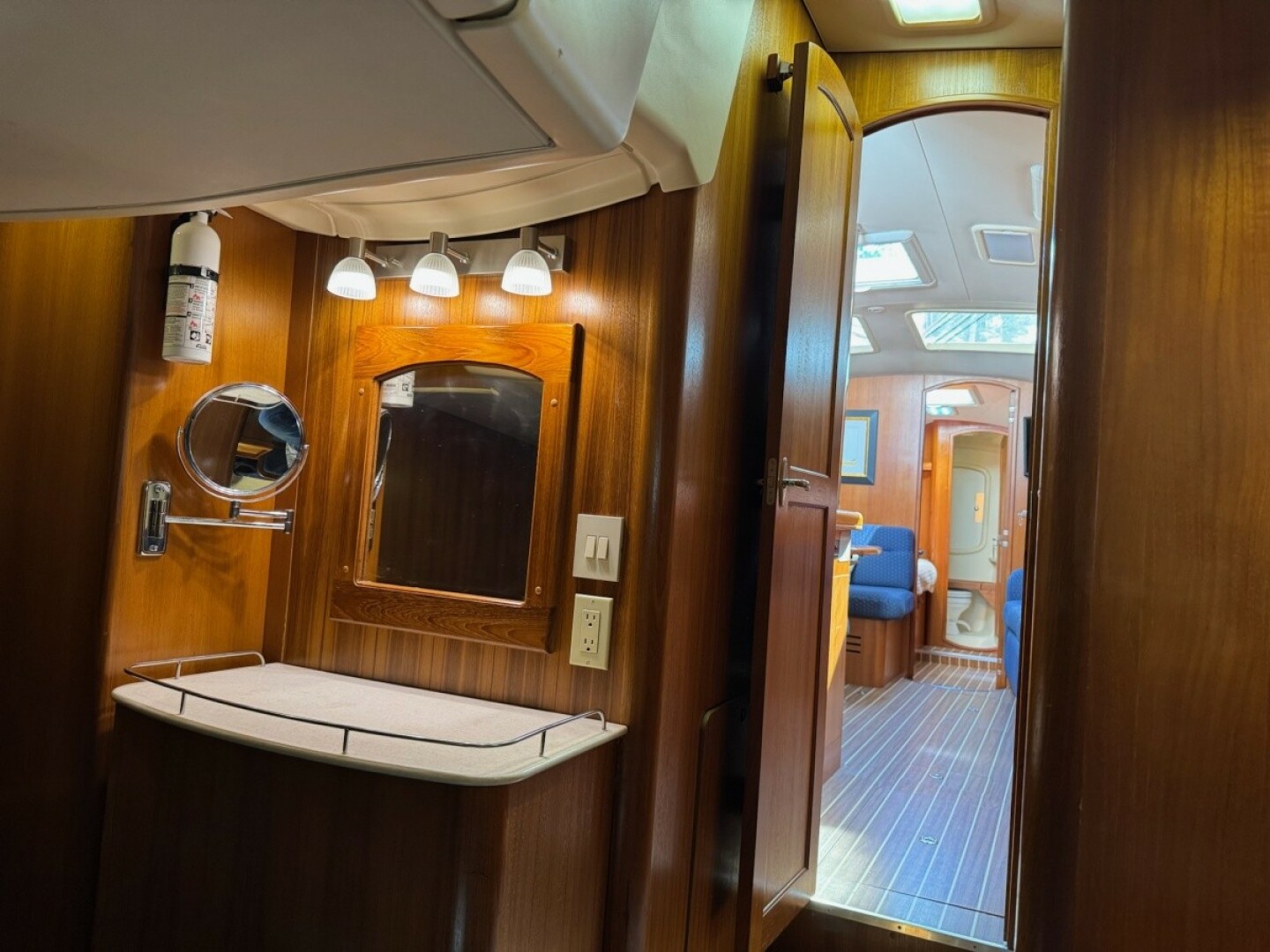 Slide: The Image of Used Sail Monohull for sale 2005 Hunter 41 AC - BIG DOOR PRIZE - 5086171