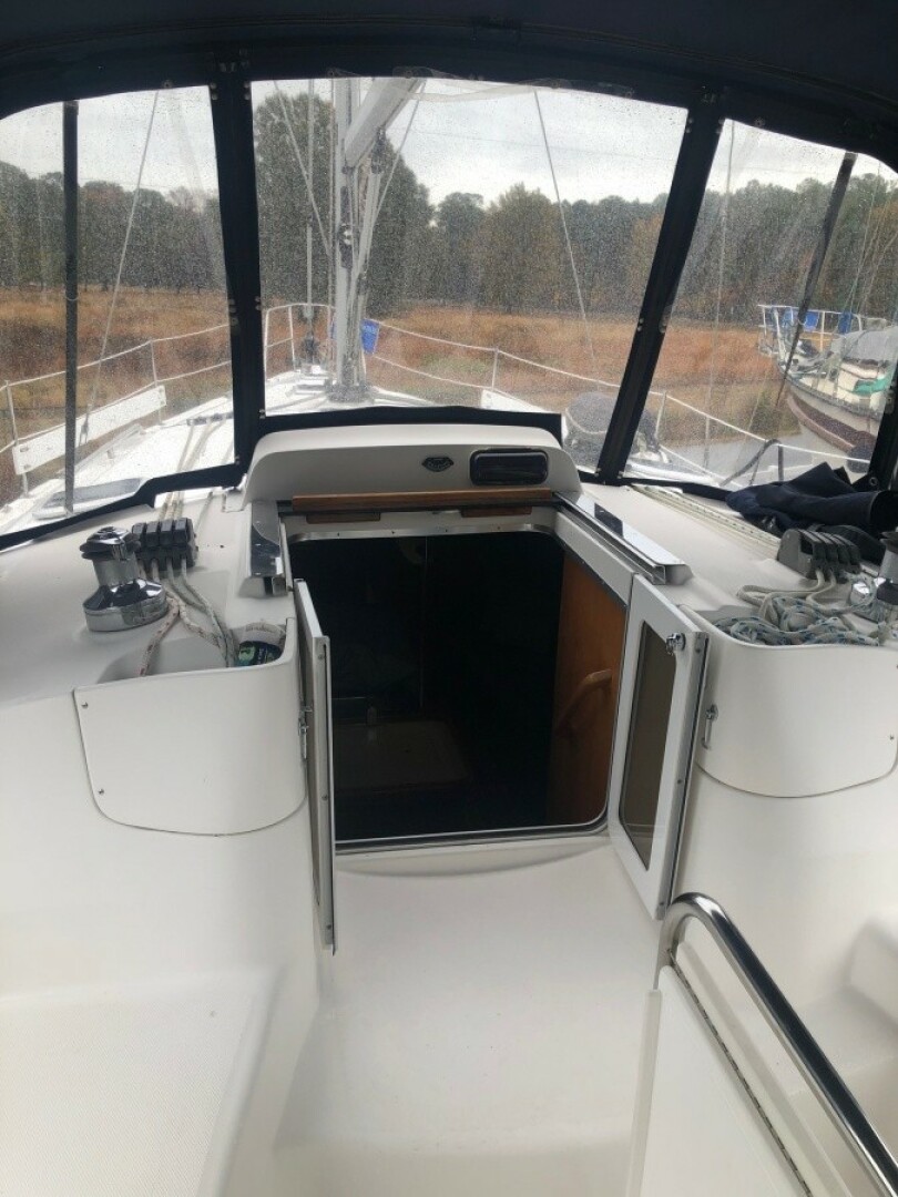 Slide: The Image of Used Sail Monohull for sale 2005 Hunter 41 AC - BIG DOOR PRIZE - 5086219