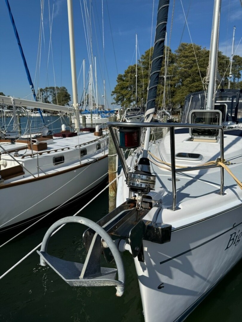 Slide: The Image of Used Sail Monohull for sale 2005 Hunter 41 AC - BIG DOOR PRIZE - 5086181