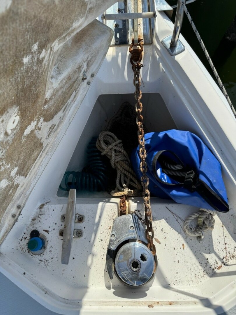 Slide: The Image of Used Sail Monohull for sale 2005 Hunter 41 AC - BIG DOOR PRIZE - 5086185