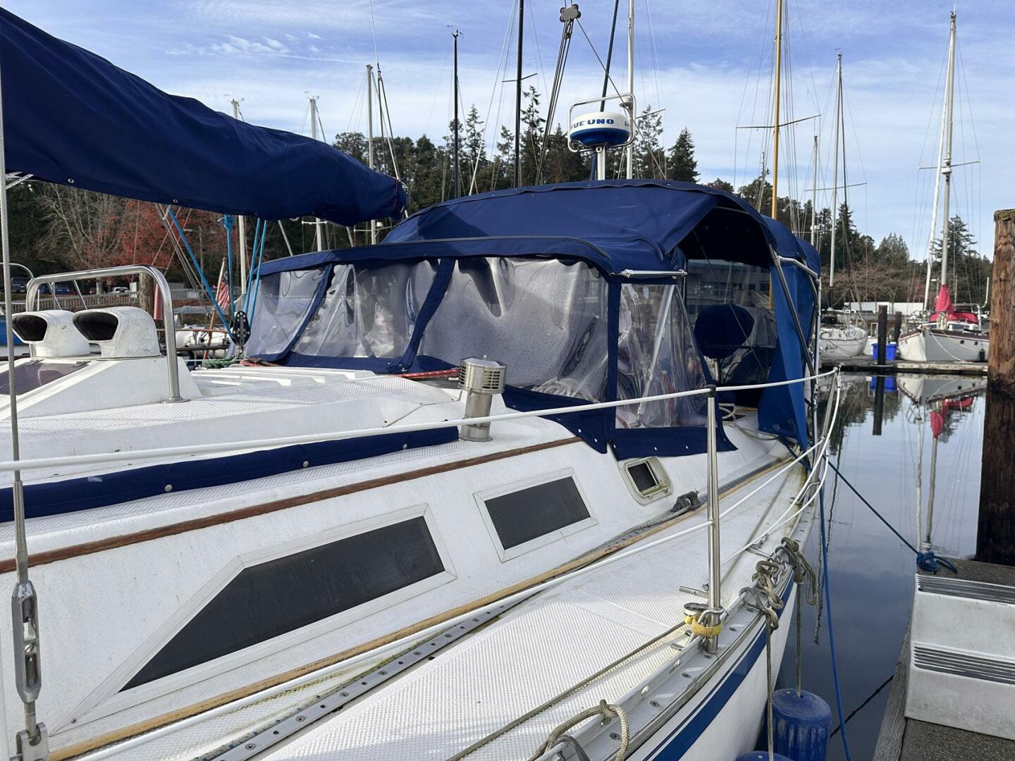 Slide: The Image of Hunter Sloop 1985 - 4826927