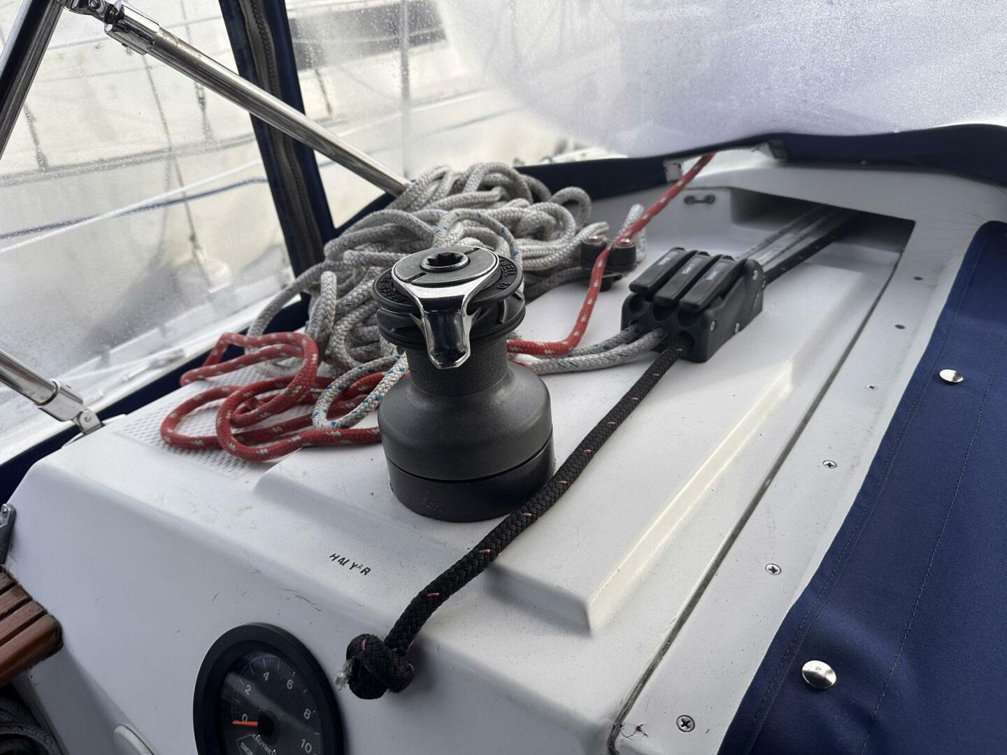 Slide: The Image of Hunter Sloop 1985 - 4826931