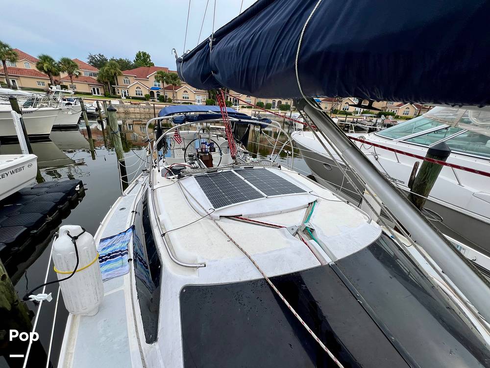 Slide: The Image of Hunter Vision 32 1989 - 15655991