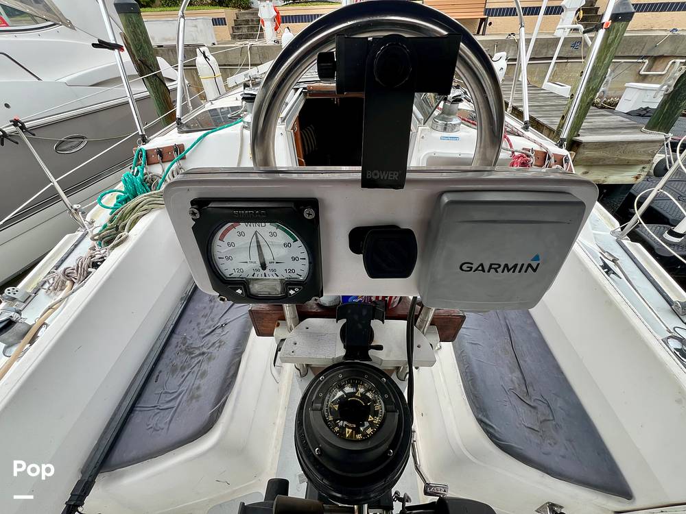 Slide: The Image of Hunter Vision 32 1989 - 15656015