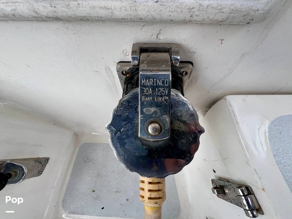 Slide: The Image of Hunter Vision 32 1989 - 15656023