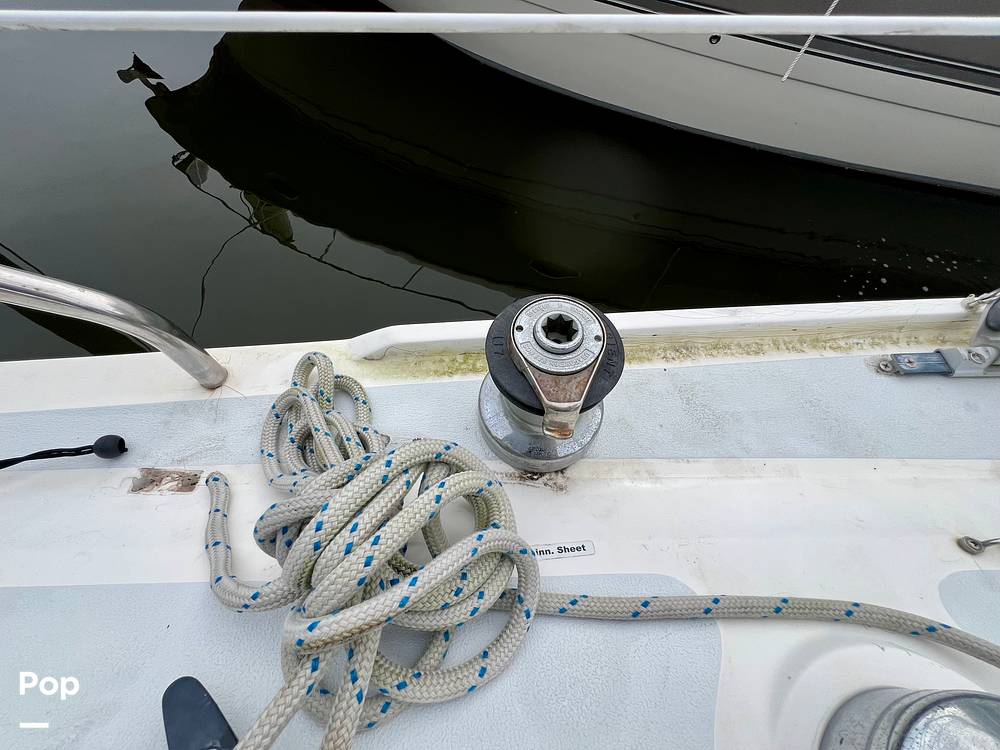 Slide: The Image of Hunter Vision 32 1989 - 15656037