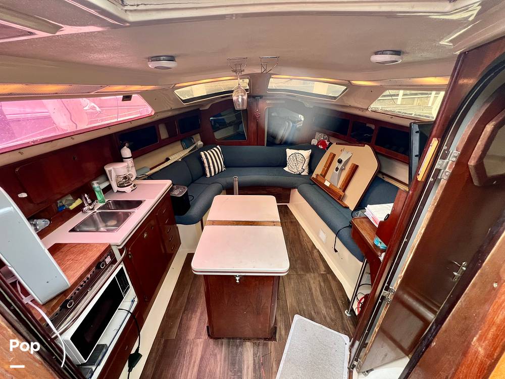 Slide: The Image of Hunter Vision 32 1989 - 15656047