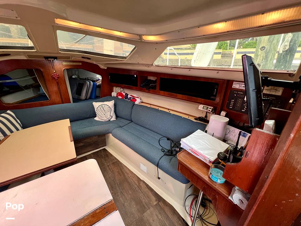 Slide: The Image of Hunter Vision 32 1989 - 15656052