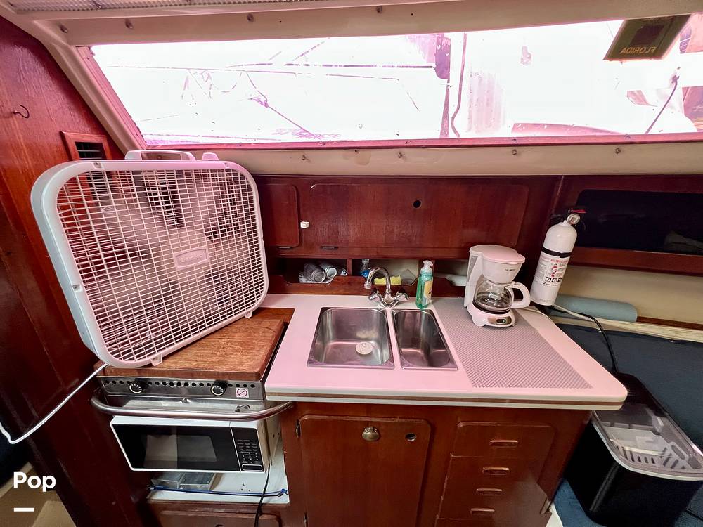 Slide: The Image of Hunter Vision 32 1989 - 15656061