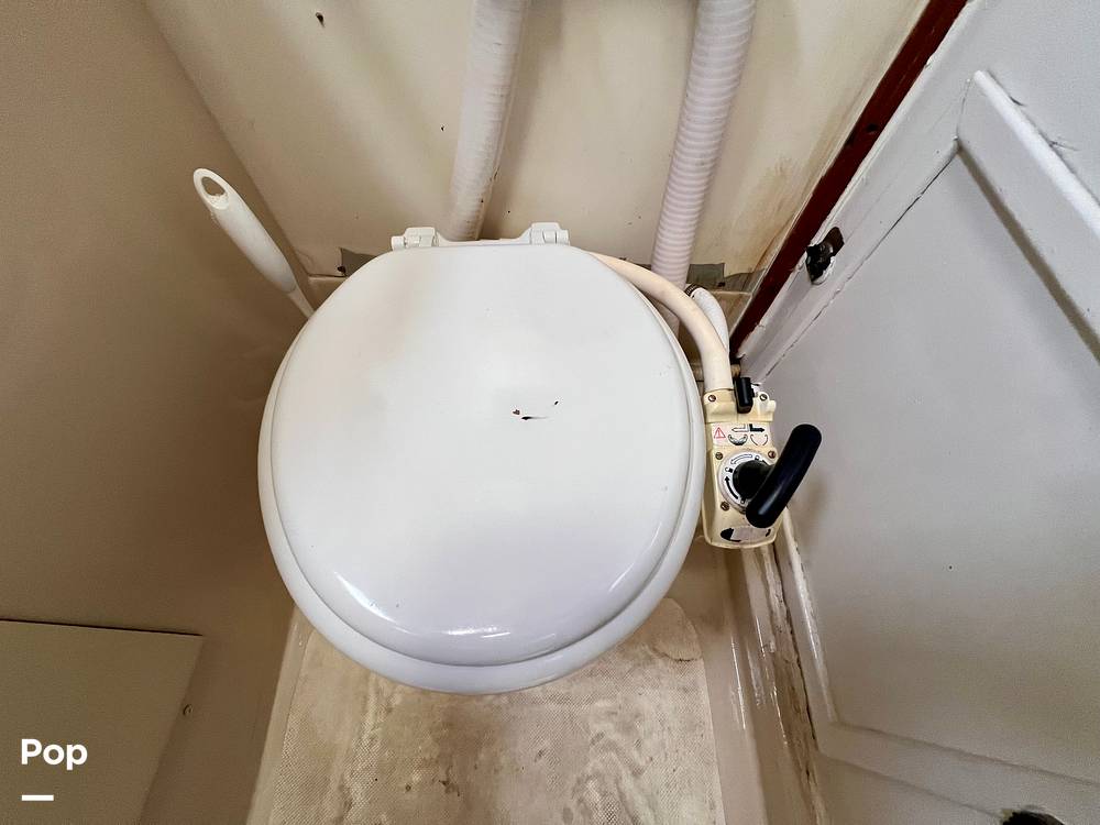 Slide: The Image of Hunter Vision 32 1989 - 15656088