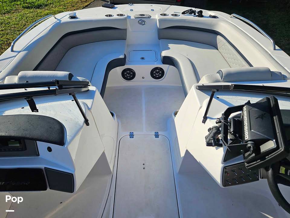 Slide: The Image of Hurricane 191 2022 - 15426791