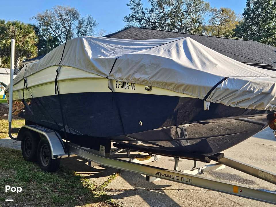 Slide: The Image of Hurricane 191 2022 - 15426796