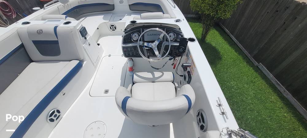 Slide: The Image of Hurricane 192SSOB 2018 - 15613391