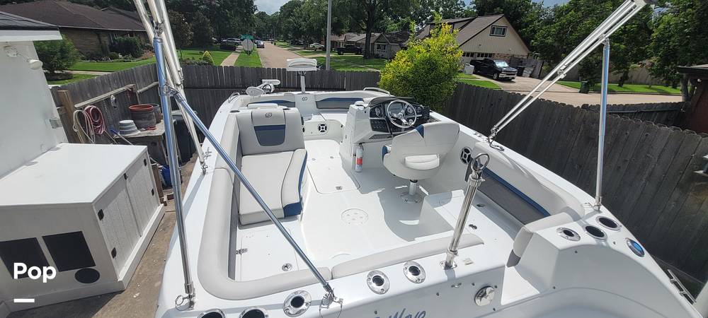 Slide: The Image of Hurricane 192SSOB 2018 - 15613399