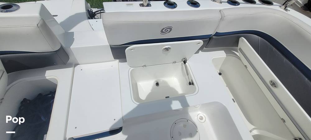 Slide: The Image of Hurricane 192SSOB 2018 - 15613411