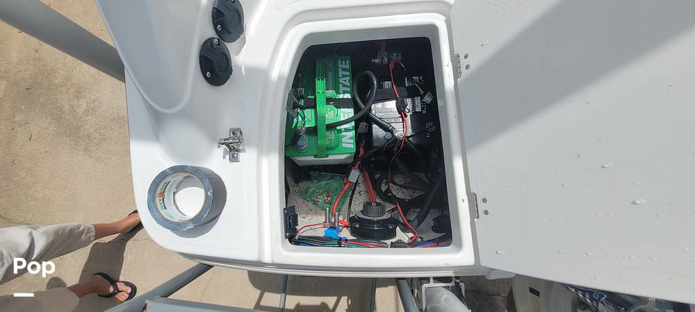 Slide: The Image of Hurricane 192SSOB 2018 - 15613415