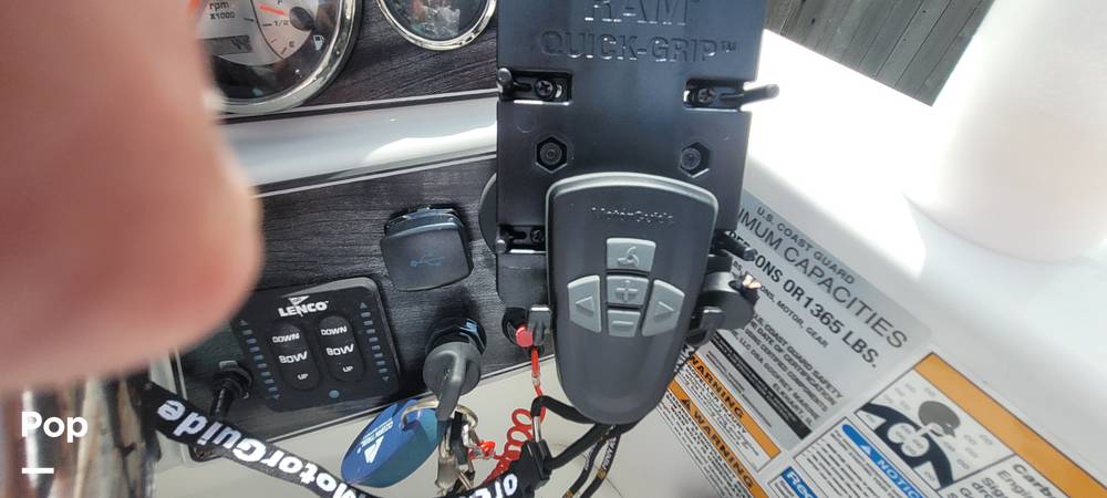 Slide: The Image of Hurricane 192SSOB 2018 - 15613418