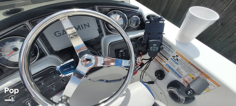 Slide: The Image of Hurricane 192SSOB 2018 - 15613426