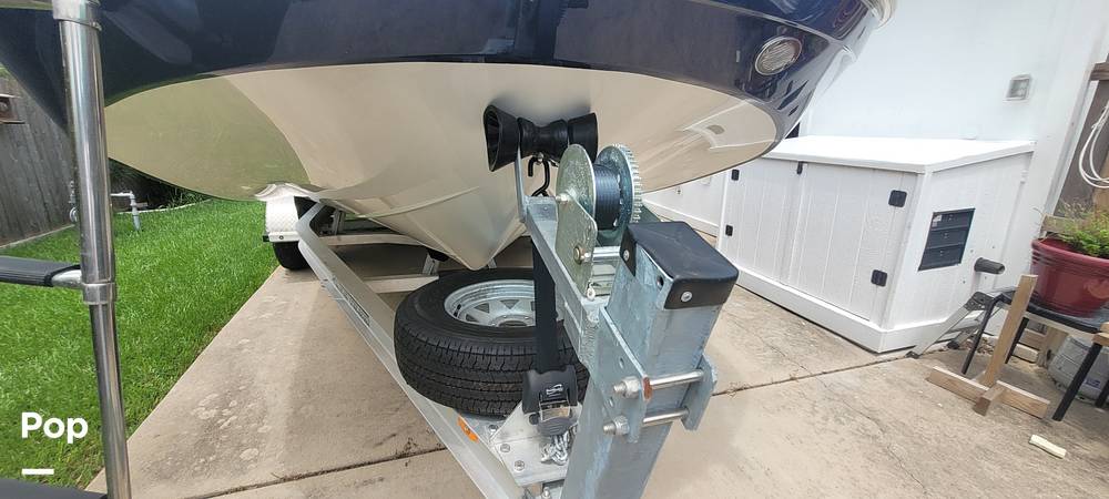 Slide: The Image of Hurricane 192SSOB 2018 - 15613429