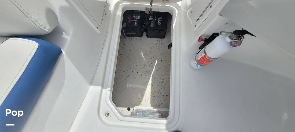 Slide: The Image of Hurricane 192SSOB 2018 - 15613430