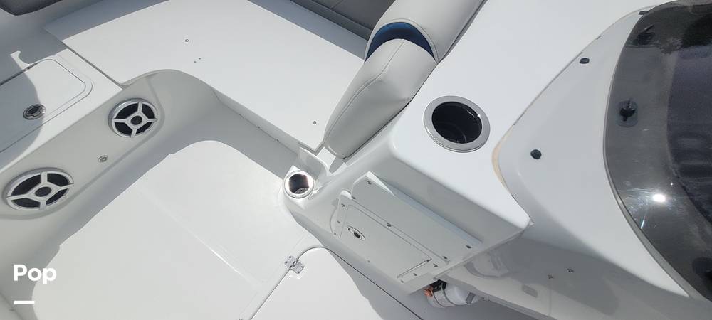 Slide: The Image of Hurricane 192SSOB 2018 - 15613468