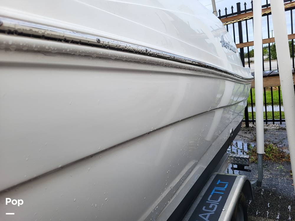 Slide: The Image of Hurricane 217 SD OB 2019 - 14879938