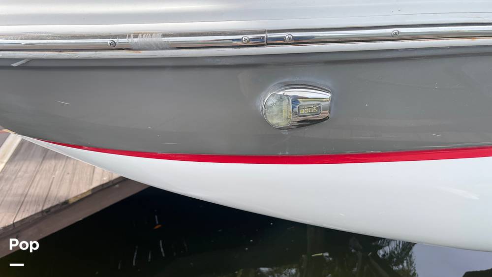 Slide: The Image of Hurricane 2400 Sundeck 2015 - 15555706