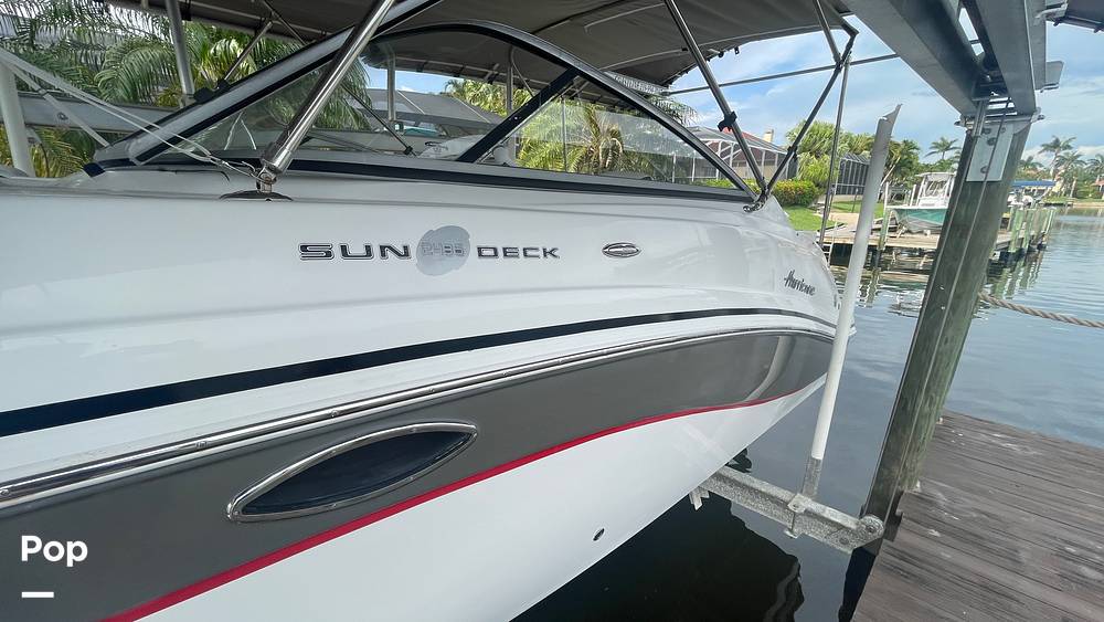 Slide: The Image of Hurricane 2400 Sundeck 2015 - 15555708