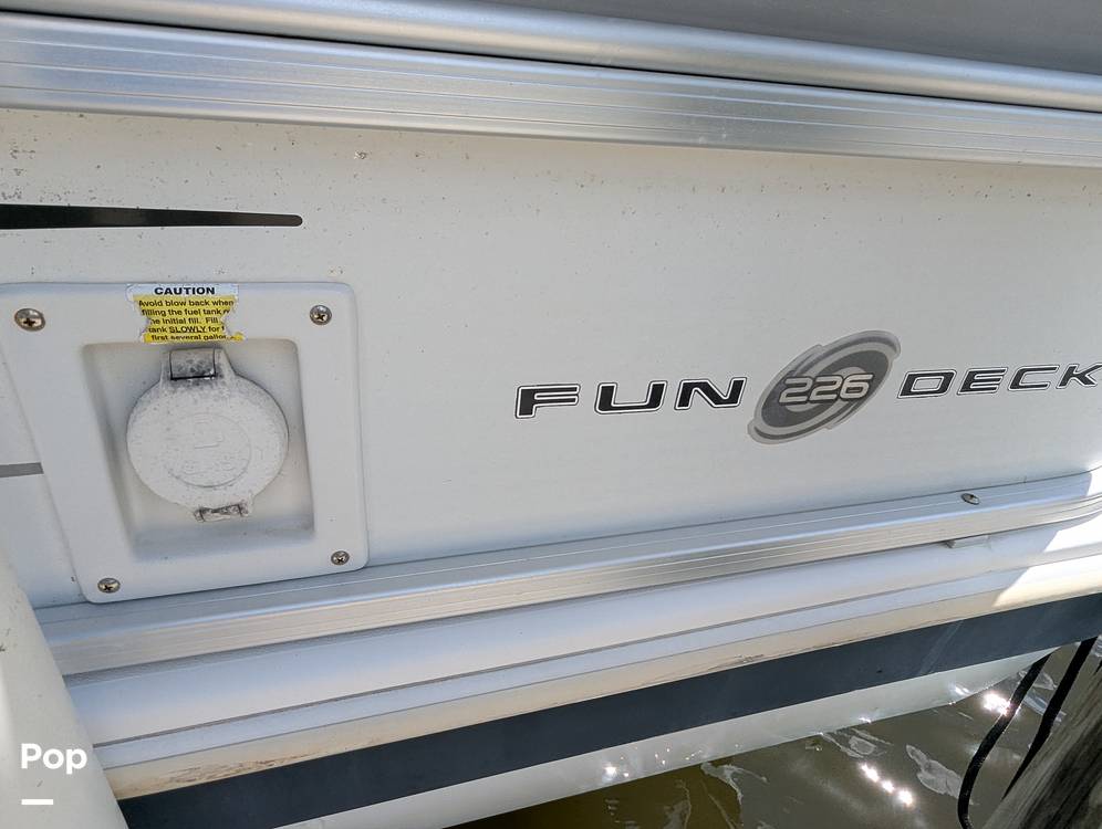 Slide: The Image of Hurricane Fun Deck 226 2010 - 15317800