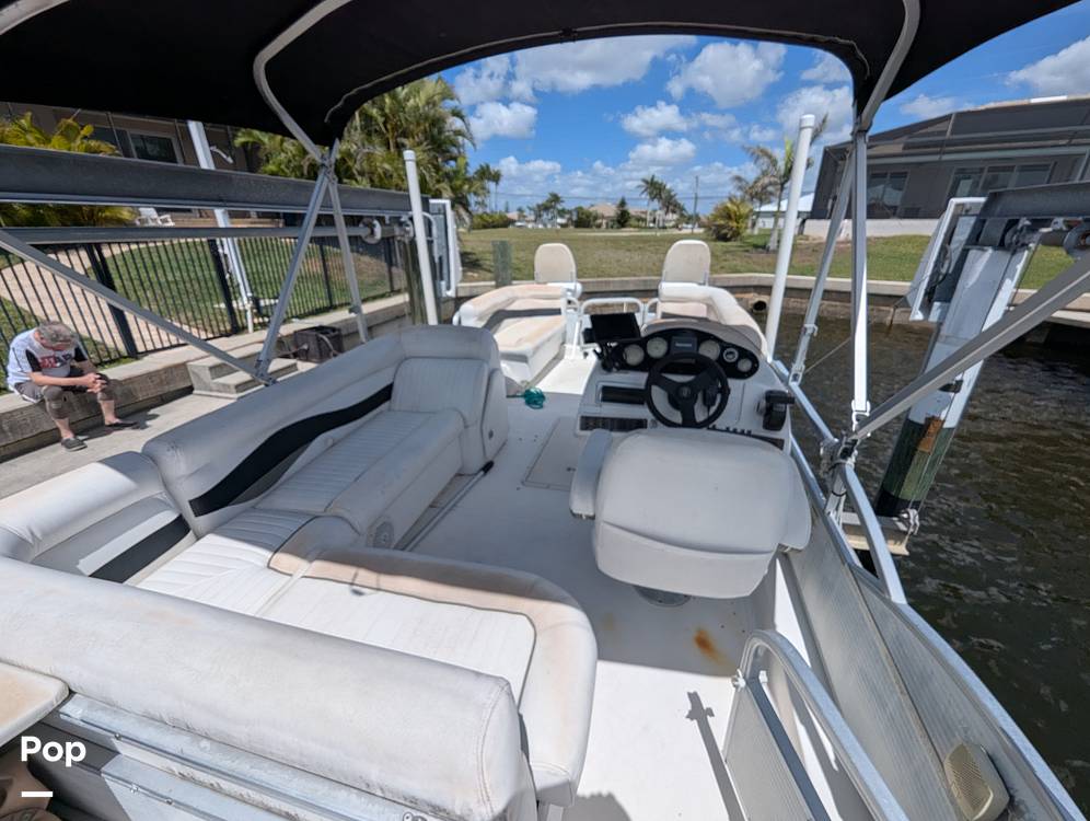 Slide: The Image of Hurricane Fun Deck 226 2010 - 15317802