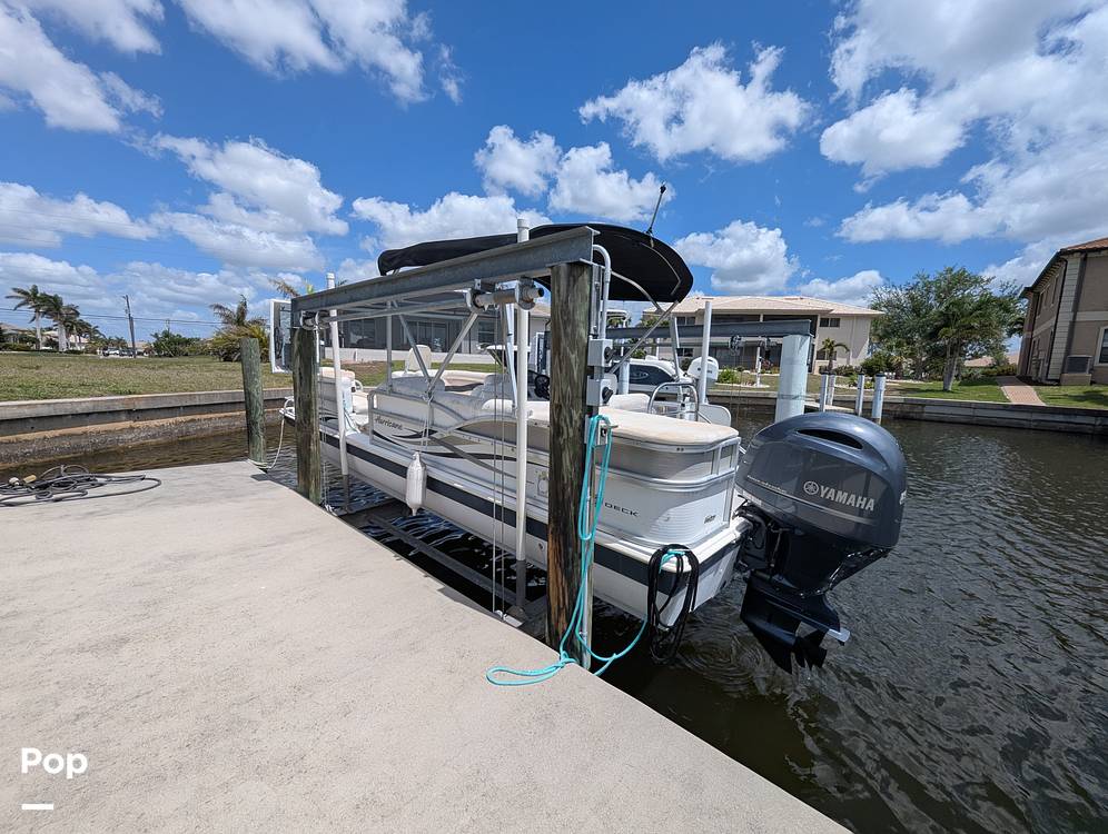 Slide: The Image of Hurricane Fun Deck 226 2010 - 15317889