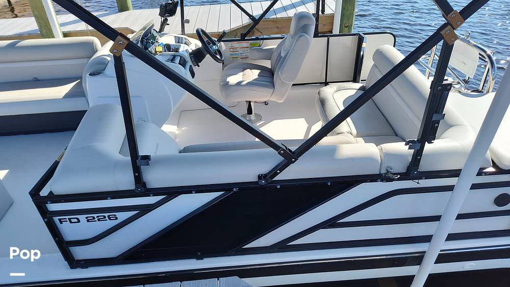 Slide: The Image of Hurricane Fundeck 2260 2021 - 15059398