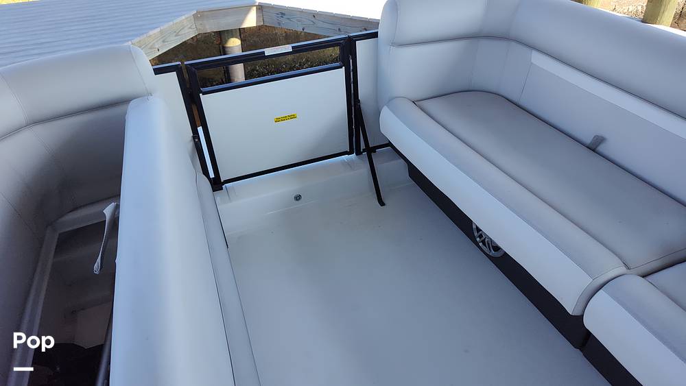Slide: The Image of Hurricane Fundeck 2260 2021 - 15059427