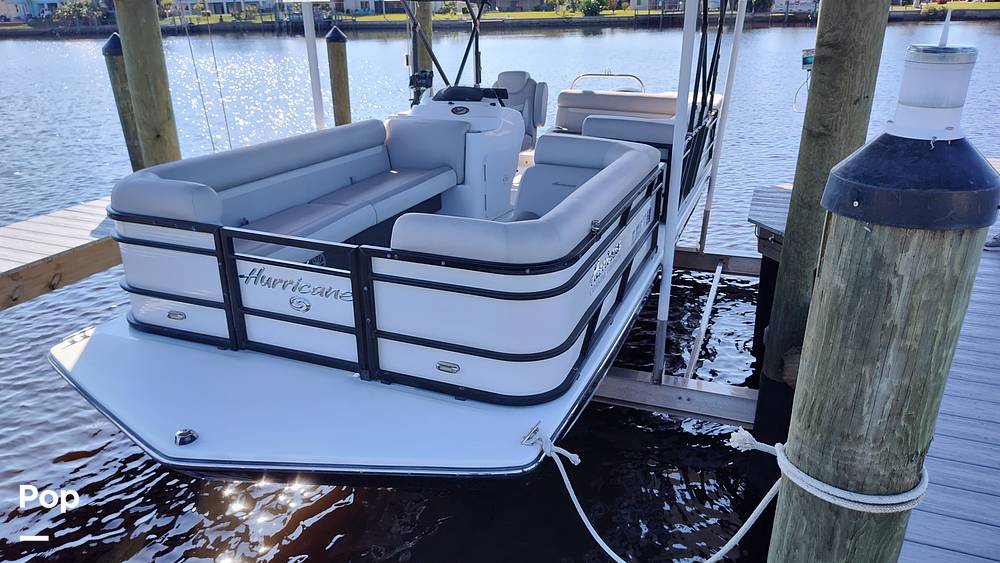 Slide: The Image of Hurricane Fundeck 2260 2021 - 15059445