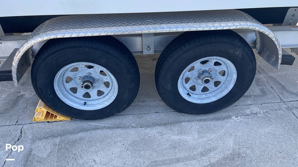 Slide: The Image of Trailer Tires - 13692888