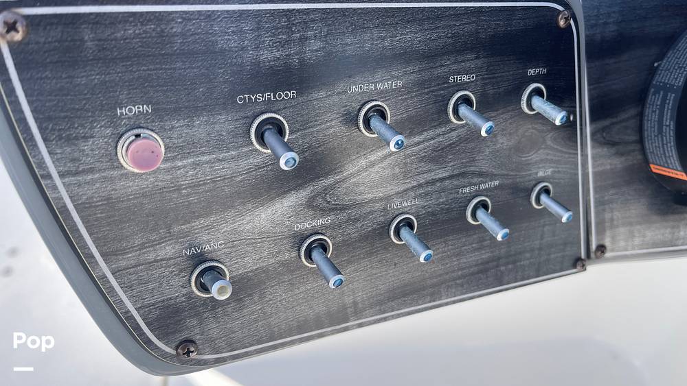 Slide: The Image of Switches - Helm - 13692907